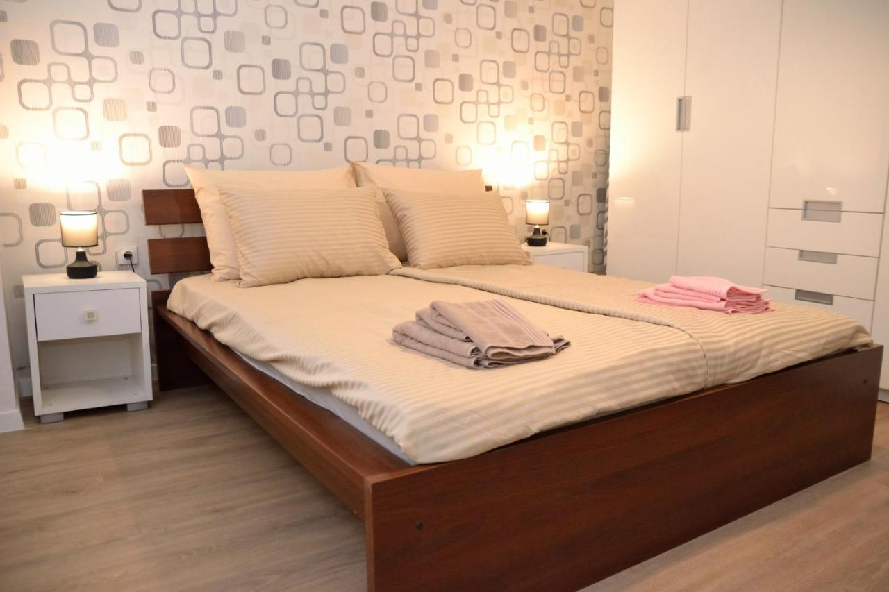 Heart Of The City - 75Sqm Suite Skopje Exterior foto